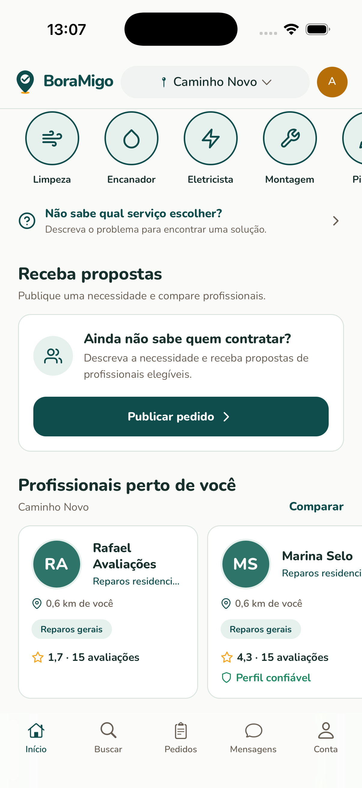 Tela inicial do BoraMigo com categorias de serviço e descoberta de profissionais.